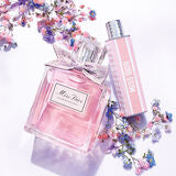 Load image into Gallery viewer, Premium Soy Candles (PERFUME TYPE) (White Jar)